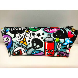 Trousse motif graffiti