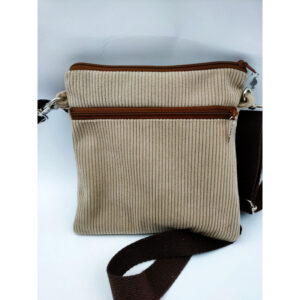 Pochette bandoulière velours carrée beige avec poche extérieure zippée et bandoulière réglable